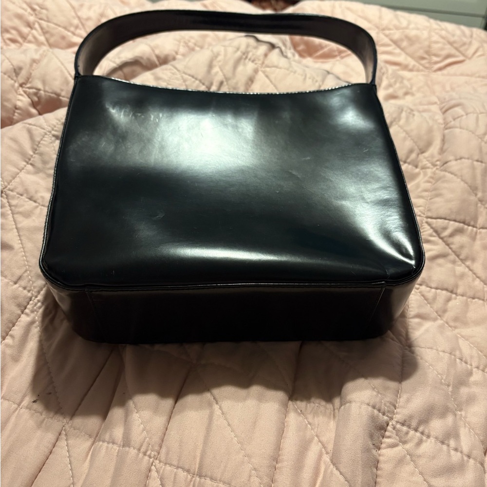 X SOLD X GUCCI - Authentic Soho vintage black patent leather shoulder bag - Picture 3 of 14